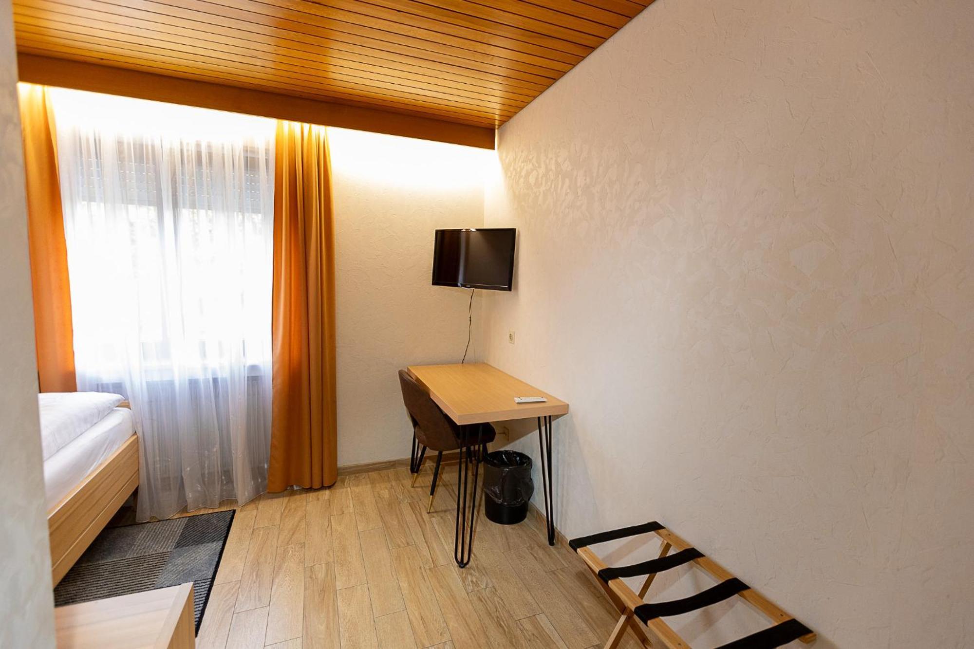 Gasthof Rose Reutlingen Zewnętrze zdjęcie